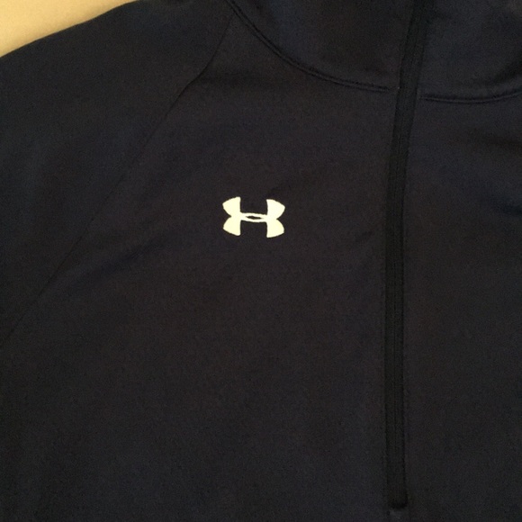 Under Armour Quarter-Zip - Picture 2 of 3